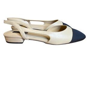 Adrizzlein Sling back Flat Women’s Size 7.5